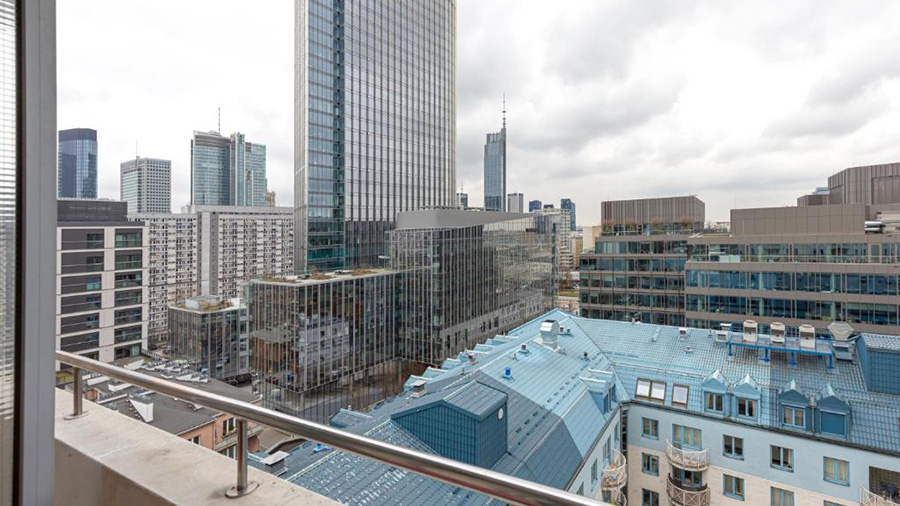 Contemporary City Apartment with Skyline Views